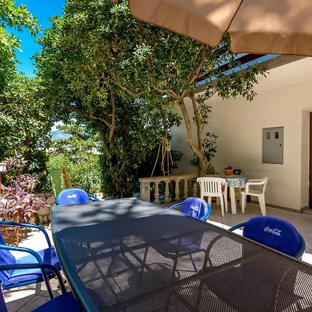 In Bosana-pag With Wifi Apartman *