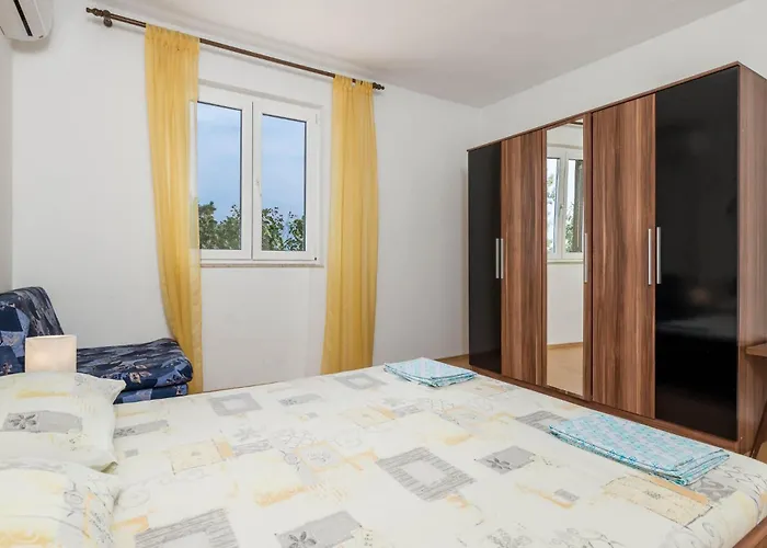 Apartman In Bosana-pag With Wifi *