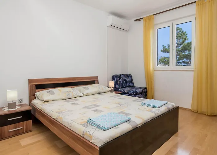 In Bosana-pag With Wifi Stan Trigraci