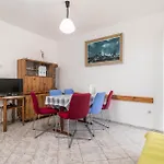 In Bosana-pag With Wifi Apartment Šimuni