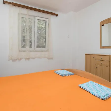 In Bosana-pag With Wifi * Stan Trigraci