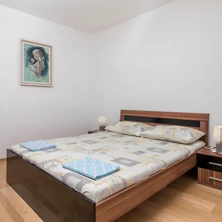 In Bosana-pag With Wifi