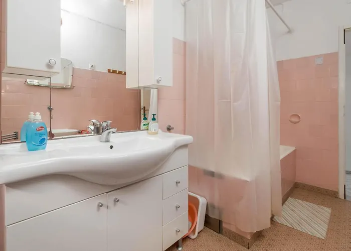 In Bosana-pag With Wifi * Stan Trigraci